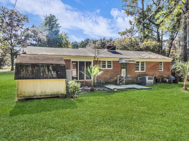 11575 Cottageville Highway, Cottageville, SC 29435