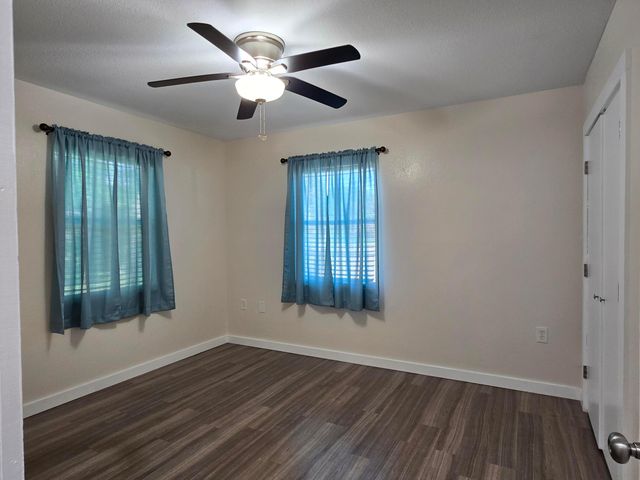 330 Barraclough Street, Fort Pierce, FL 34982