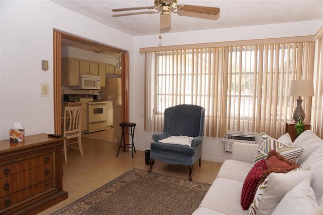 17 N DAVIS STREET, Beverly Hills, FL 34465