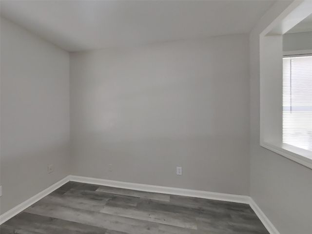 2642 Skyview Shadows Court, Houston, TX 77047