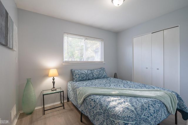 4969 Bedford Street, Dearborn Heights, MI 48125