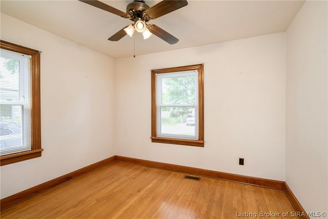 8 Mann Court, New Albany, IN 47150