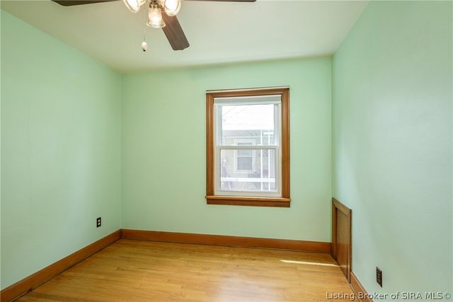 8 Mann Court, New Albany, IN 47150