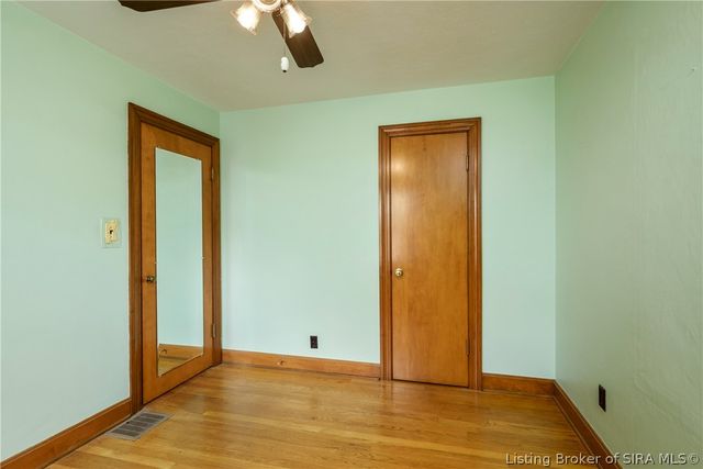 8 Mann Court, New Albany, IN 47150