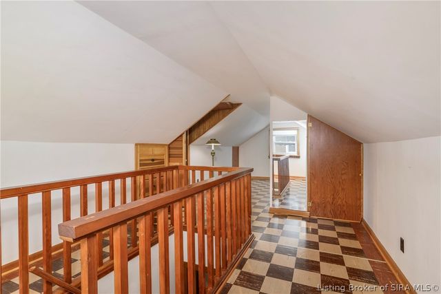 8 Mann Court, New Albany, IN 47150