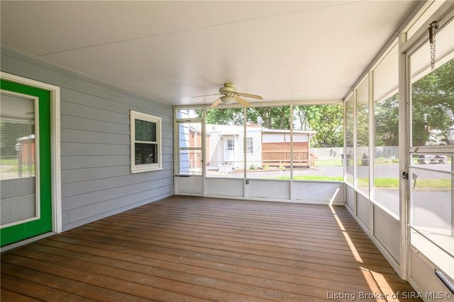 8 Mann Court, New Albany, IN 47150