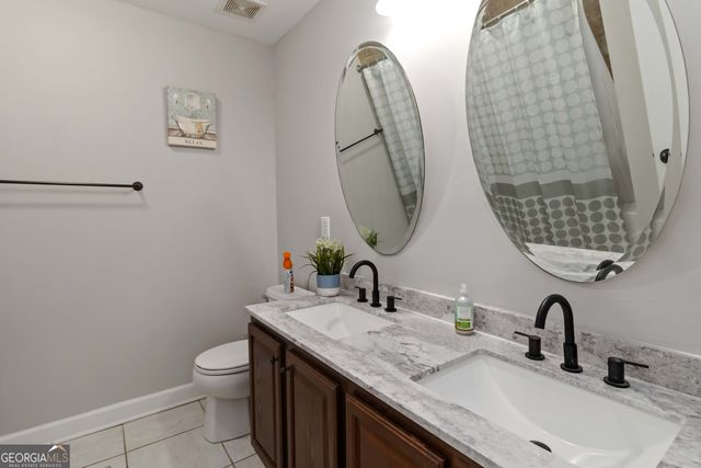 6101 Sparkling Cove Lane, Buford, GA 30518