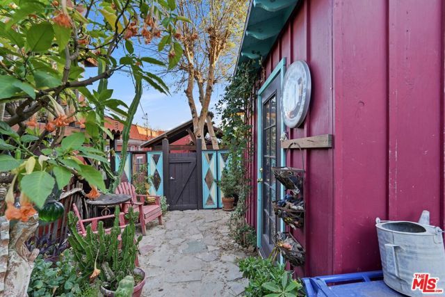 5371 Alhambra Avenue, Los Angeles, CA 90032