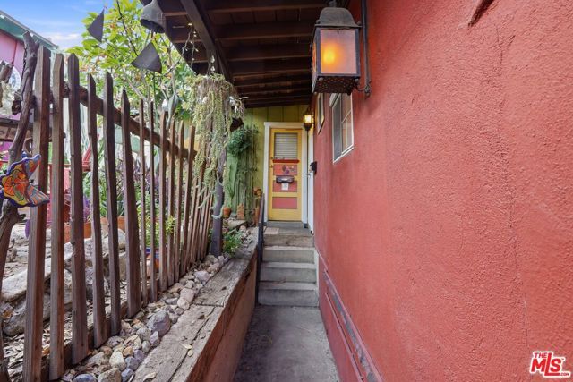 5371 Alhambra Avenue, Los Angeles, CA 90032