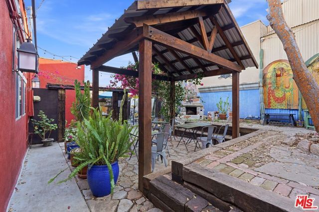 5371 Alhambra Avenue, Los Angeles, CA 90032