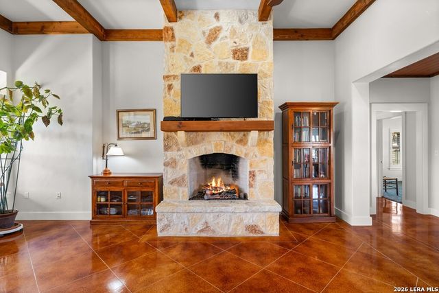 221 Cypress Estates, Ingram, TX 78025