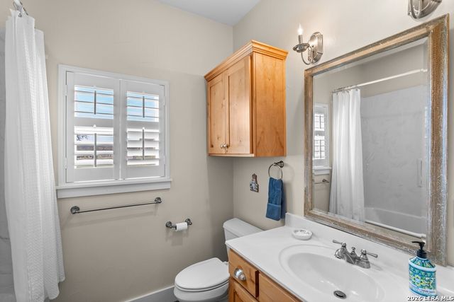 221 Cypress Estates, Ingram, TX 78025