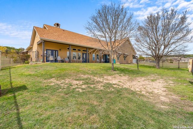 221 Cypress Estates, Ingram, TX 78025