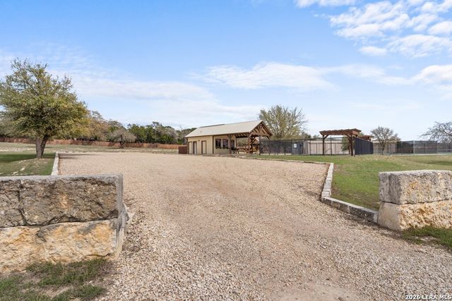 221 Cypress Estates, Ingram, TX 78025