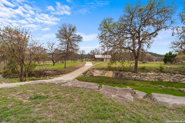 221 Cypress Estates, Ingram, TX 78025
