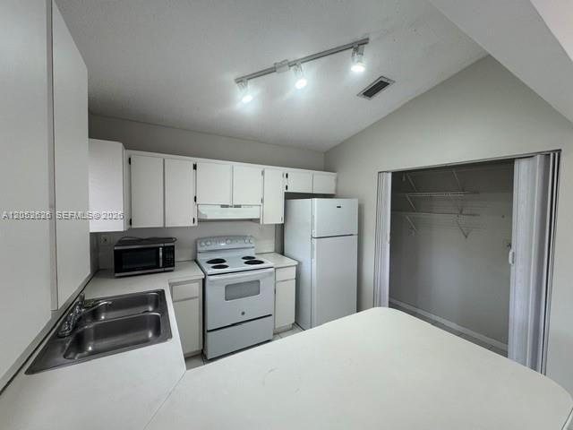 13073 SW 150th Ter, Miami, FL 33186