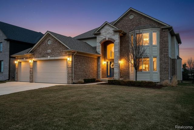 17121 Chianti Court, Macomb Township, MI 48042