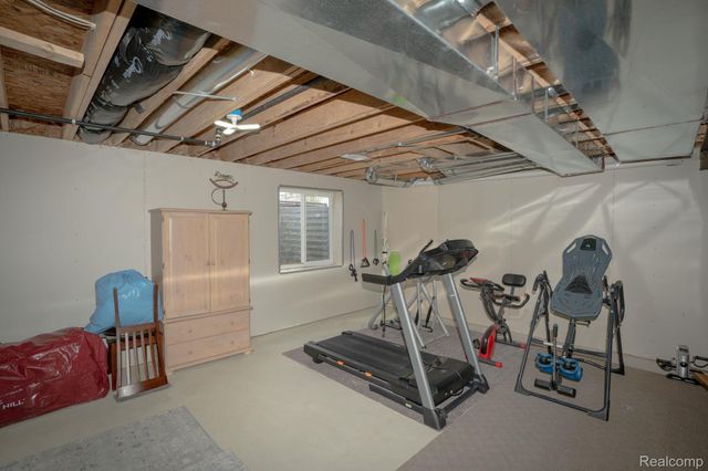 17121 Chianti Court, Macomb Township, MI 48042