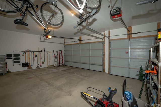 17121 Chianti Court, Macomb Township, MI 48042