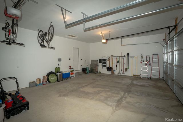 17121 Chianti Court, Macomb Township, MI 48042