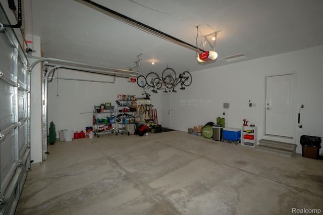 17121 Chianti Court, Macomb Township, MI 48042
