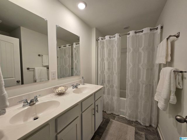 5854 RIDGELINE DRIVE, Bessemer, AL 35022