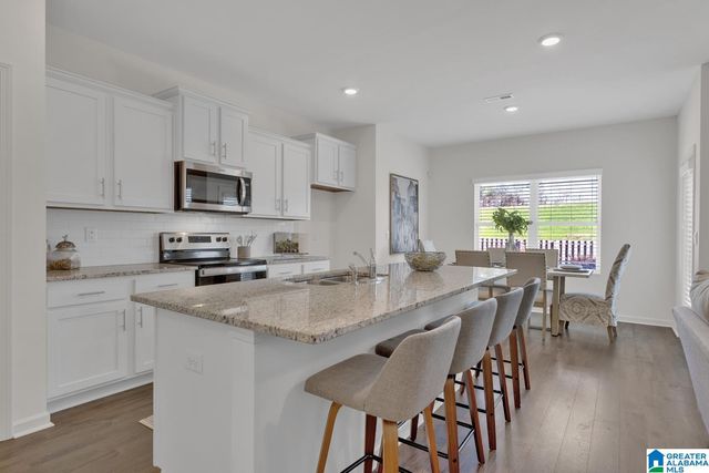 5854 RIDGELINE DRIVE, Bessemer, AL 35022