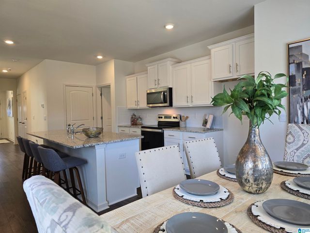 5854 RIDGELINE DRIVE, Bessemer, AL 35022