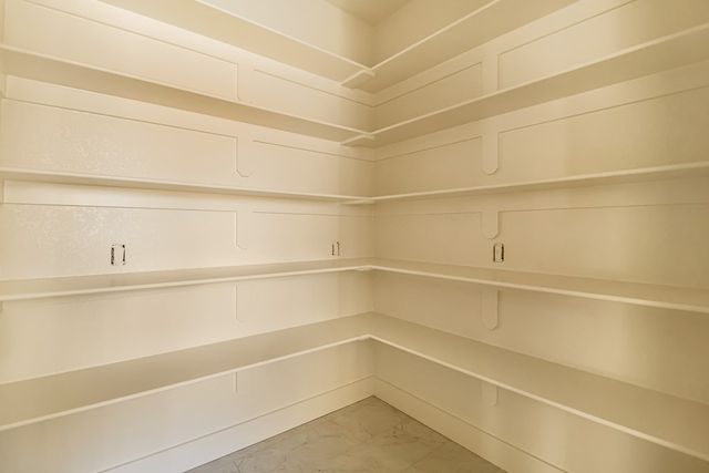 523 NE 2000, Andrews, TX 79714