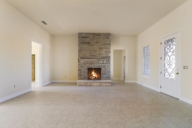 523 NE 2000, Andrews, TX 79714