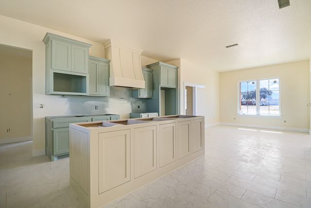 523 NE 2000, Andrews, TX 79714