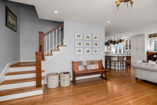 354 Terrace Trail, Lake Quivira, KS 66217