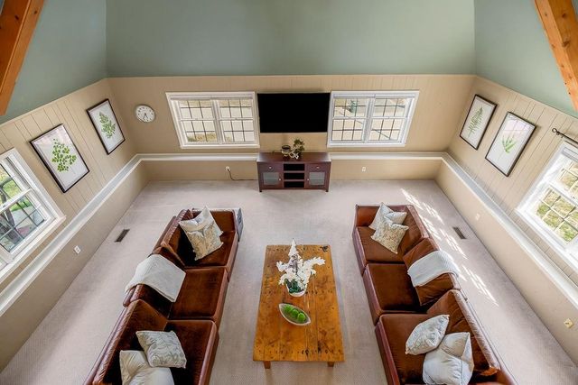 354 Terrace Trail, Lake Quivira, KS 66217