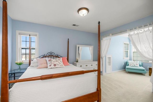 354 Terrace Trail, Lake Quivira, KS 66217