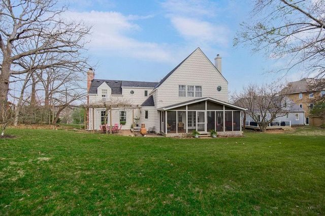 354 Terrace Trail, Lake Quivira, KS 66217