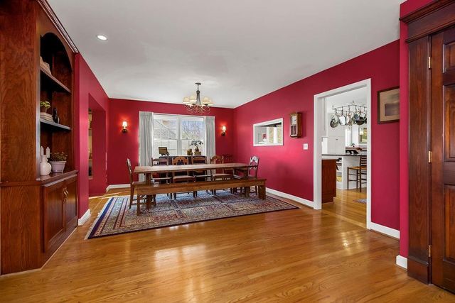 354 Terrace Trail, Lake Quivira, KS 66217