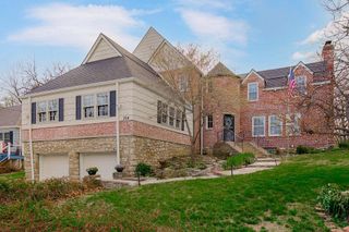 354 Terrace Trail, Lake Quivira, KS 66217
