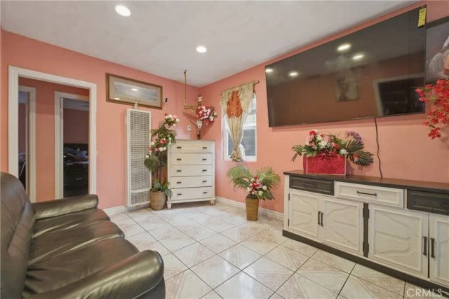 2141 E Oris Street, Compton, CA 90222