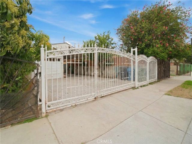 2141 E Oris Street, Compton, CA 90222