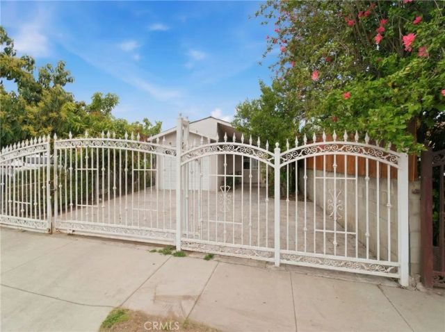 2141 E Oris Street, Compton, CA 90222