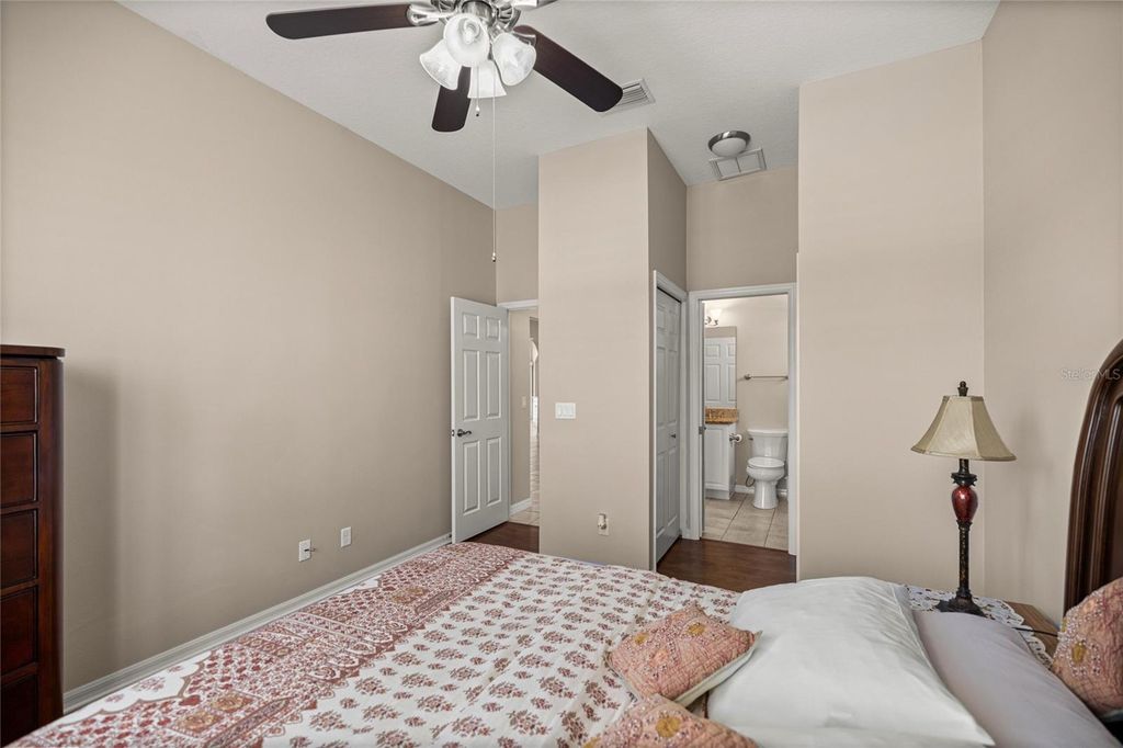 Image 18 of property listing at 4104 SW 30TH COURT, Ocala, FL 34474