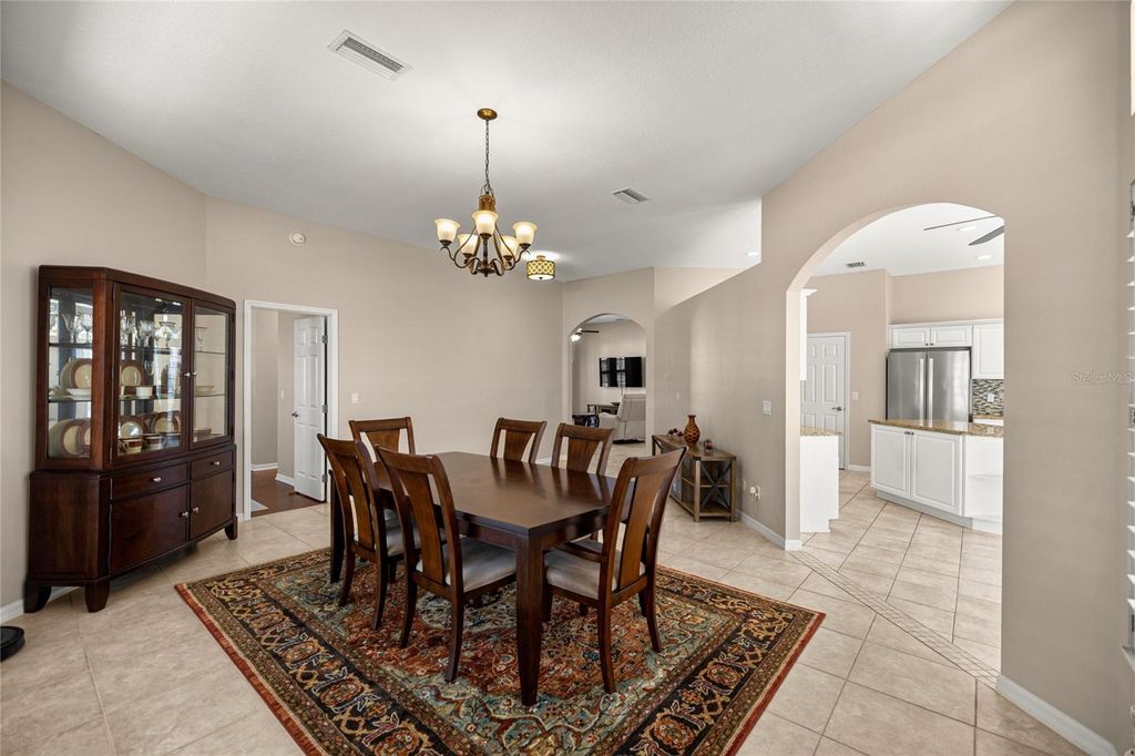 Image 10 of property listing at 4104 SW 30TH COURT, Ocala, FL 34474