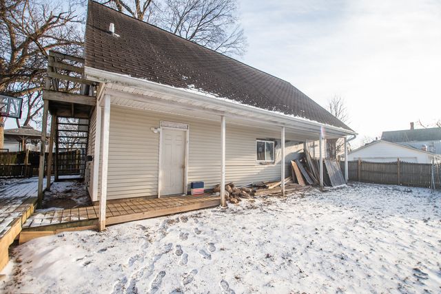 1023 S PEORIA Avenue, Dixon, IL 61021