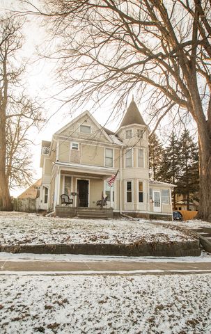 1023 S PEORIA Avenue, Dixon, IL 61021