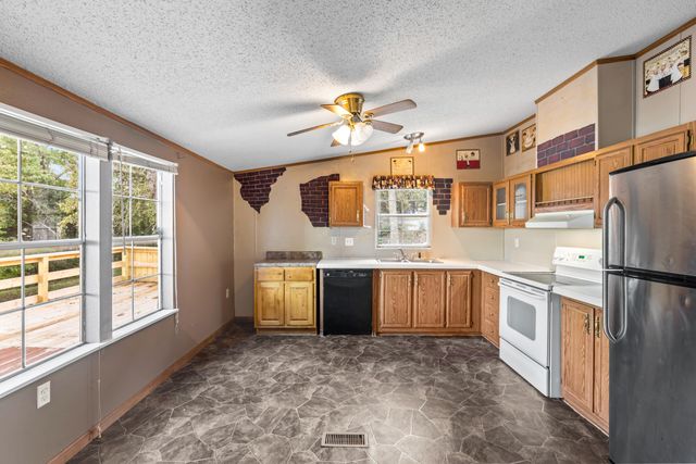 27061 County Road 209, Flemington, MO 65650