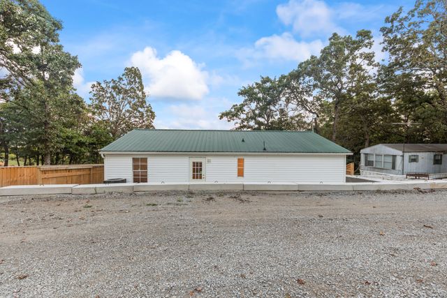 27061 County Road 209, Flemington, MO 65650