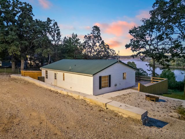 27061 County Road 209, Flemington, MO 65650