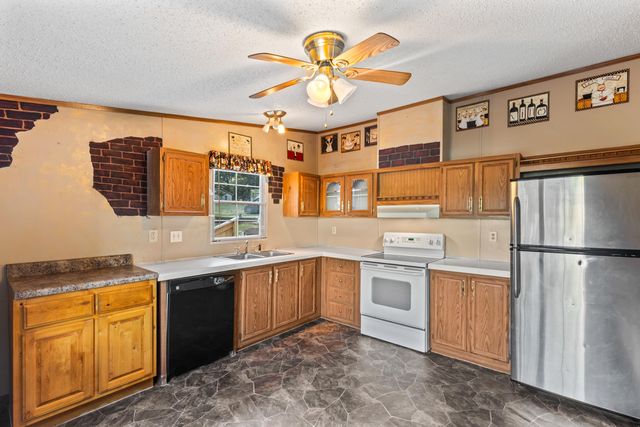 27061 County Road 209, Flemington, MO 65650