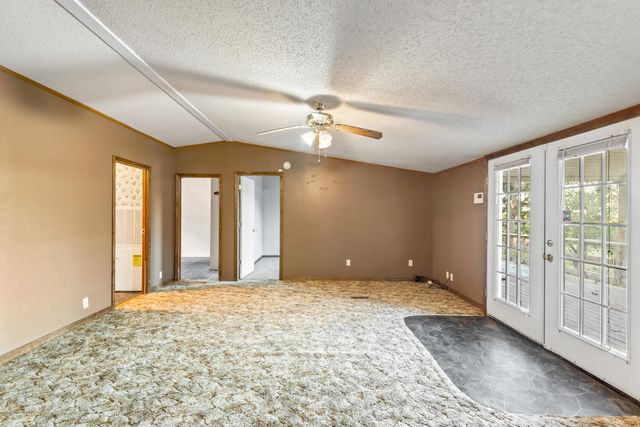 27061 County Road 209, Flemington, MO 65650