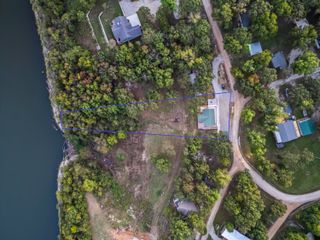 27061 County Road 209, Flemington, MO 65650